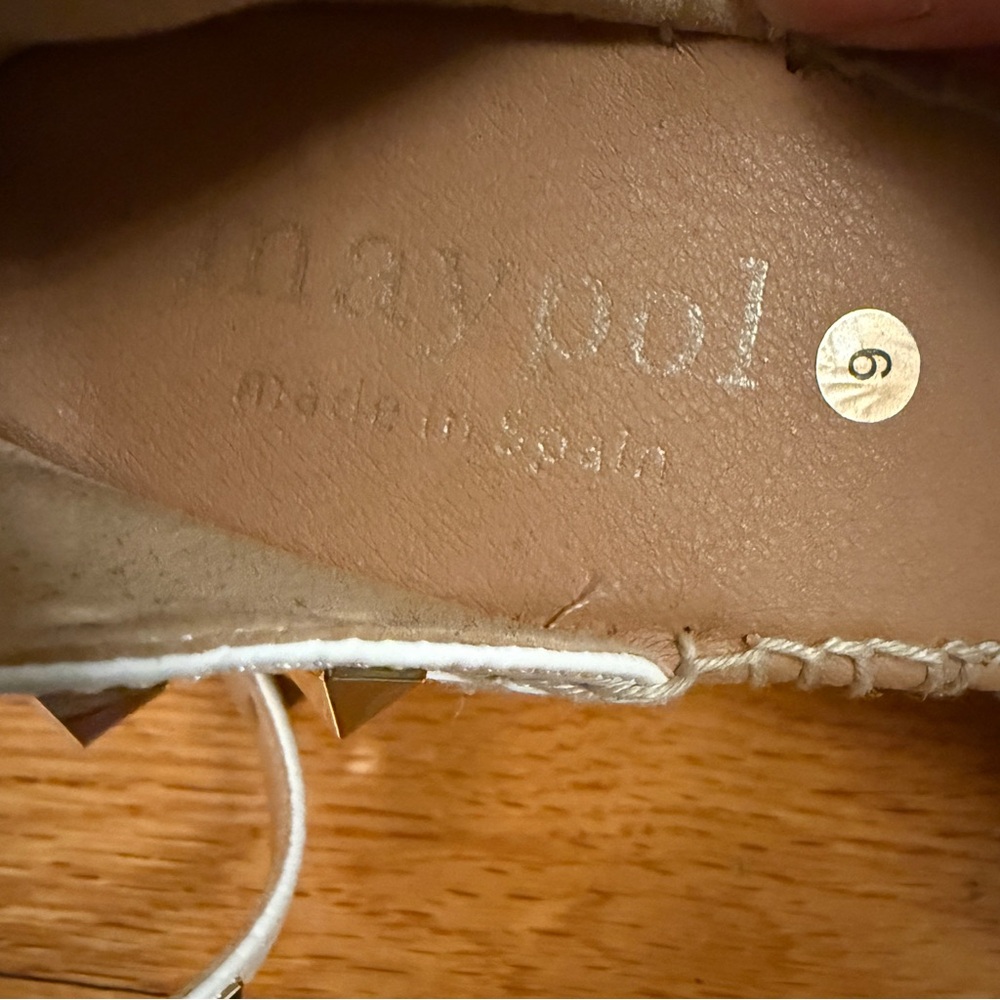 Maypol Leather Studded Wedge Espadrille. Made in Spain. White. Size 40. NWOT - Picture 8 of 8
